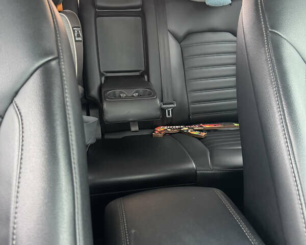 Сірий Форд Едж, об'ємом двигуна 2 л та пробігом 61 тис. км за 18000 $, фото 11 на Automoto.ua