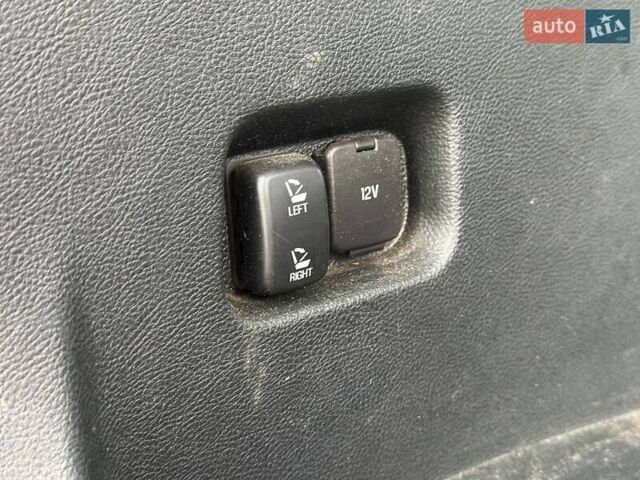 Сірий Форд Едж, об'ємом двигуна 2 л та пробігом 114 тис. км за 14700 $, фото 22 на Automoto.ua