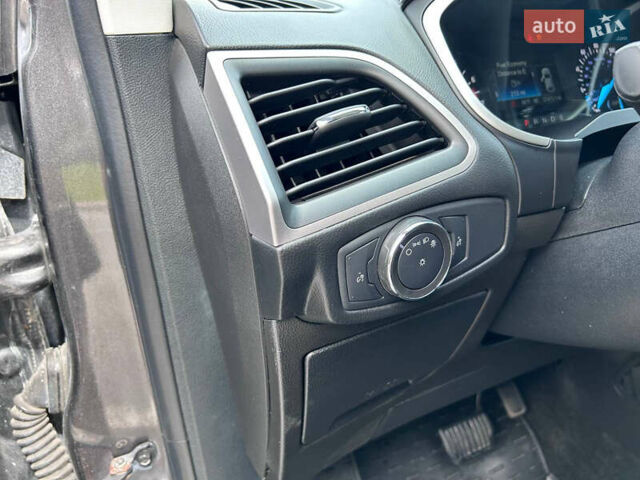 Сірий Форд Едж, об'ємом двигуна 3.5 л та пробігом 60 тис. км за 16300 $, фото 38 на Automoto.ua