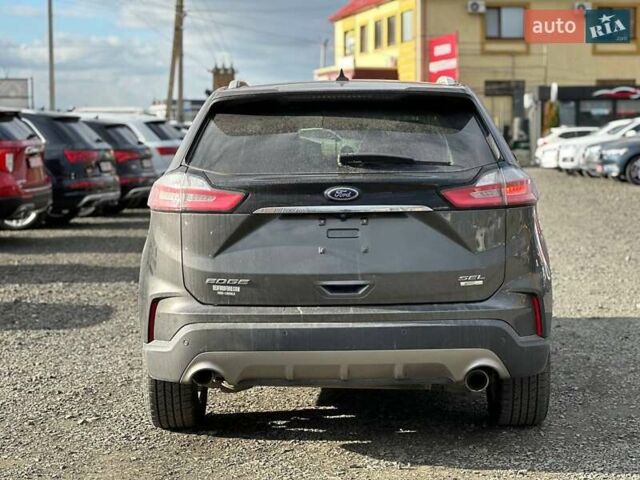 Сірий Форд Едж, об'ємом двигуна 2 л та пробігом 114 тис. км за 14700 $, фото 3 на Automoto.ua