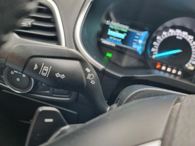 Сірий Форд Едж, об'ємом двигуна 2 л та пробігом 97 тис. км за 15000 $, фото 22 на Automoto.ua