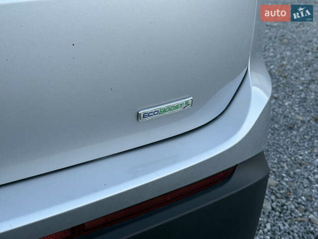 Сірий Форд Едж, об'ємом двигуна 2 л та пробігом 55 тис. км за 15000 $, фото 16 на Automoto.ua
