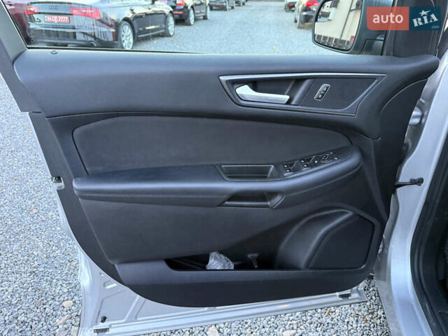 Сірий Форд Едж, об'ємом двигуна 2 л та пробігом 55 тис. км за 15000 $, фото 37 на Automoto.ua