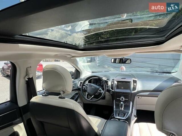 Серый Форд Эдж, объемом двигателя 2 л и пробегом 165 тыс. км за 16000 $, фото 6 на Automoto.ua