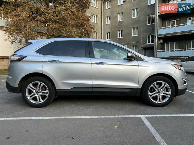 Сірий Форд Едж, об'ємом двигуна 2 л та пробігом 145 тис. км за 16800 $, фото 5 на Automoto.ua