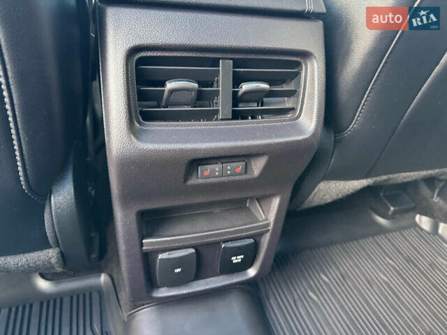 Серый Форд Эдж, объемом двигателя 2 л и пробегом 37 тыс. км за 3000 $, фото 12 на Automoto.ua