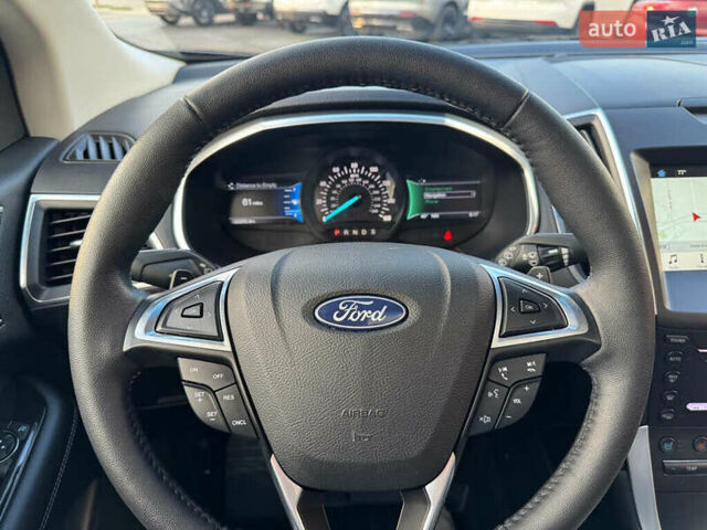 Серый Форд Эдж, объемом двигателя 2 л и пробегом 37 тыс. км за 3000 $, фото 4 на Automoto.ua