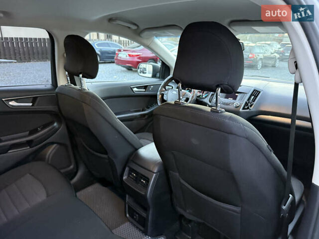 Сірий Форд Едж, об'ємом двигуна 2 л та пробігом 55 тис. км за 15000 $, фото 30 на Automoto.ua