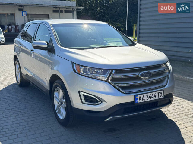 Сірий Форд Едж, об'ємом двигуна 2 л та пробігом 143 тис. км за 16300 $, фото 1 на Automoto.ua