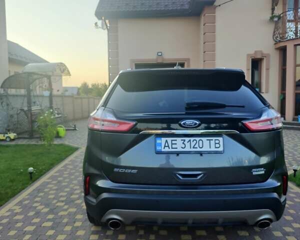 Сірий Форд Едж, об'ємом двигуна 2 л та пробігом 61 тис. км за 18000 $, фото 2 на Automoto.ua