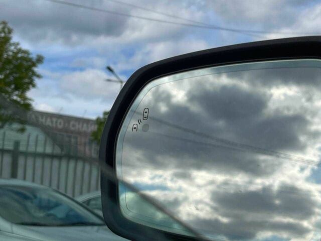 Сірий Форд Едж, об'ємом двигуна 2 л та пробігом 90 тис. км за 14000 $, фото 5 на Automoto.ua