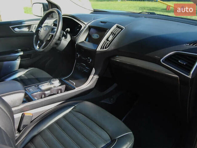 Серый Форд Эдж, объемом двигателя 2 л и пробегом 101 тыс. км за 14500 $, фото 4 на Automoto.ua