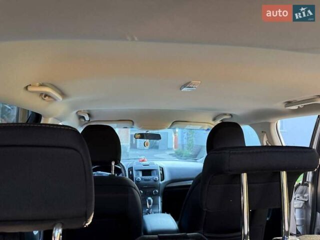 Серый Форд Эдж, объемом двигателя 2 л и пробегом 53 тыс. км за 15900 $, фото 19 на Automoto.ua