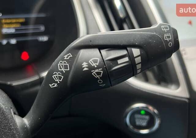 Сірий Форд Едж, об'ємом двигуна 2 л та пробігом 94 тис. км за 18990 $, фото 17 на Automoto.ua