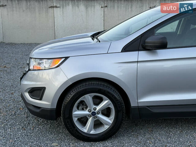 Сірий Форд Едж, об'ємом двигуна 2 л та пробігом 55 тис. км за 15000 $, фото 5 на Automoto.ua