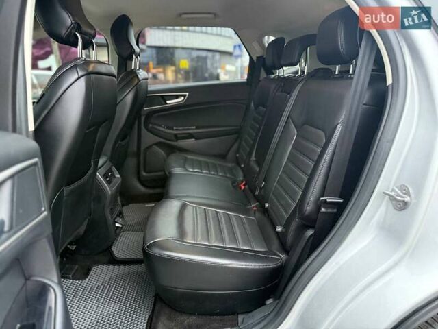 Серый Форд Эдж, объемом двигателя 2 л и пробегом 95 тыс. км за 16990 $, фото 10 на Automoto.ua