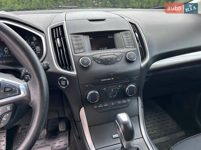 Сірий Форд Едж, об'ємом двигуна 3.5 л та пробігом 60 тис. км за 16300 $, фото 41 на Automoto.ua