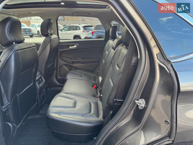 Серый Форд Эдж, объемом двигателя 2 л и пробегом 37 тыс. км за 3000 $, фото 7 на Automoto.ua