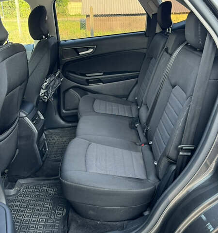 Сірий Форд Едж, об'ємом двигуна 2 л та пробігом 117 тис. км за 15300 $, фото 4 на Automoto.ua