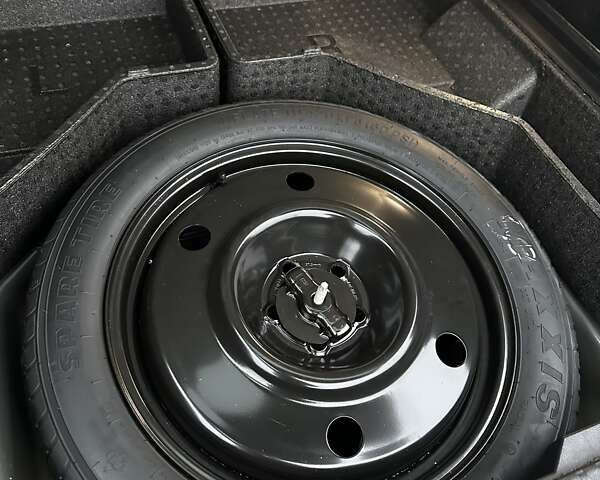 Серый Форд Эдж, объемом двигателя 2 л и пробегом 109 тыс. км за 21000 $, фото 15 на Automoto.ua