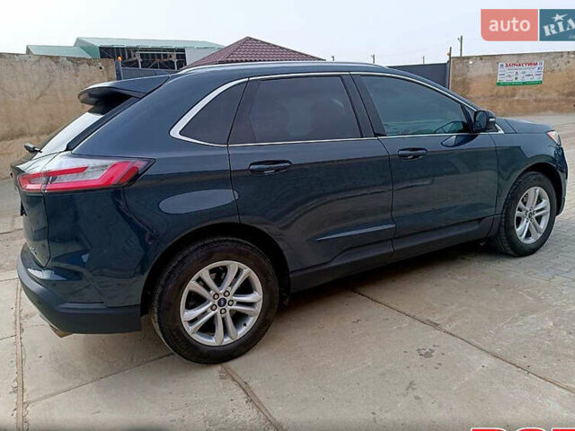 Серый Форд Эдж, объемом двигателя 2 л и пробегом 88 тыс. км за 18000 $, фото 2 на Automoto.ua