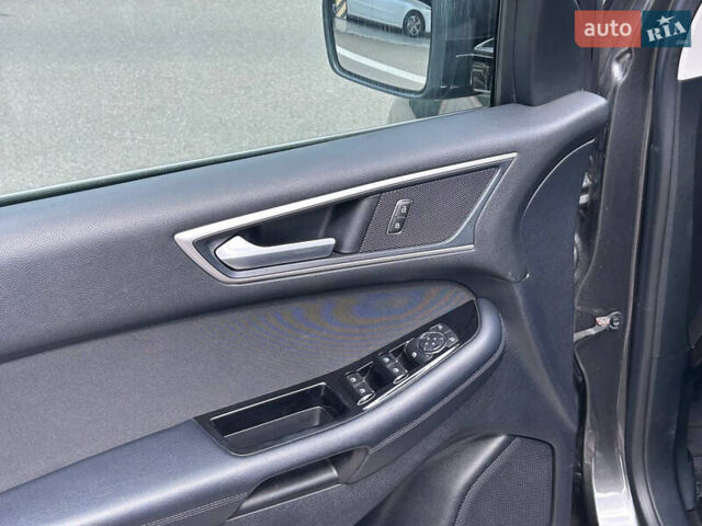 Сірий Форд Едж, об'ємом двигуна 3.5 л та пробігом 60 тис. км за 16300 $, фото 33 на Automoto.ua