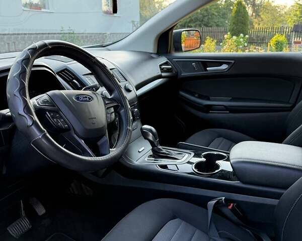 Серый Форд Эдж, объемом двигателя 2 л и пробегом 53 тыс. км за 15900 $, фото 24 на Automoto.ua