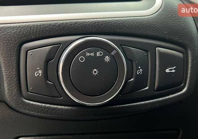 Сірий Форд Едж, об'ємом двигуна 2 л та пробігом 94 тис. км за 18990 $, фото 13 на Automoto.ua