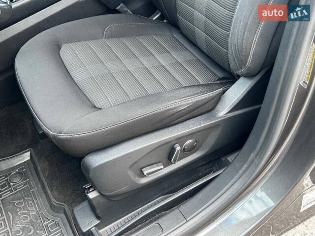 Серый Форд Эдж, объемом двигателя 3.5 л и пробегом 60 тыс. км за 15999 $, фото 34 на Automoto.ua