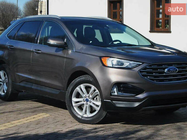 Серый Форд Эдж, объемом двигателя 2 л и пробегом 101 тыс. км за 14500 $, фото 2 на Automoto.ua