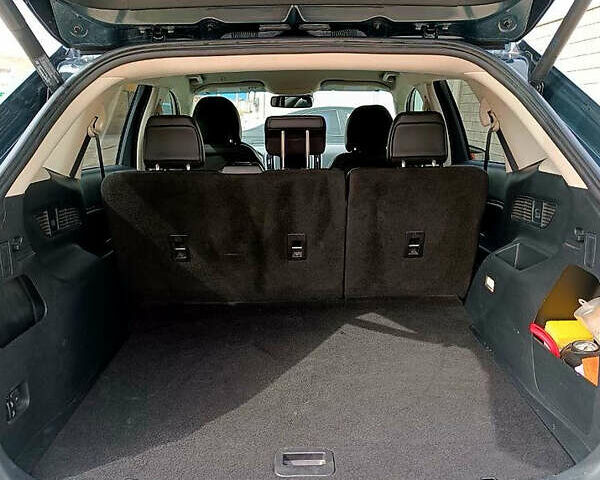 Серый Форд Эдж, объемом двигателя 2 л и пробегом 88 тыс. км за 18000 $, фото 8 на Automoto.ua