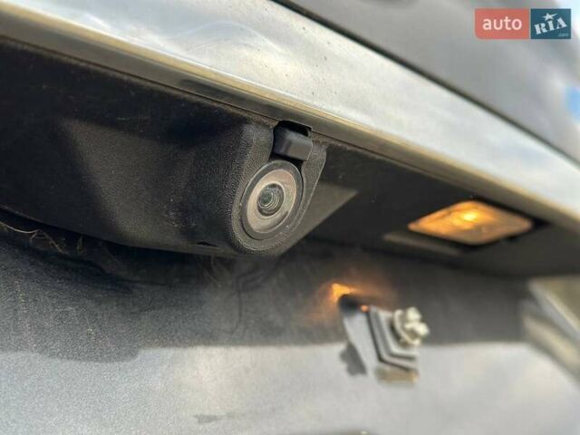 Сірий Форд Едж, об'ємом двигуна 2 л та пробігом 114 тис. км за 14700 $, фото 23 на Automoto.ua