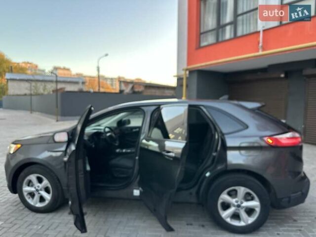 Серый Форд Эдж, объемом двигателя 2 л и пробегом 148 тыс. км за 17999 $, фото 4 на Automoto.ua