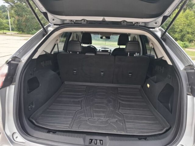 Серый Форд Эдж, объемом двигателя 2 л и пробегом 84 тыс. км за 18000 $, фото 7 на Automoto.ua