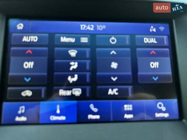 Серый Форд Эдж, объемом двигателя 2 л и пробегом 149 тыс. км за 16500 $, фото 12 на Automoto.ua