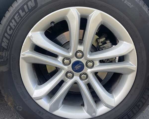 Форд Эдж 2019 в Одессе на Automoto.ua Серый Форд Эдж, объемом двигателя 2 л и пробегом 87 тыс. км за 17200 $, фото 4 на Automoto.ua