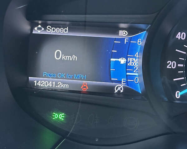 Серый Форд Эдж, объемом двигателя 2 л и пробегом 140 тыс. км за 19000 $, фото 14 на Automoto.ua