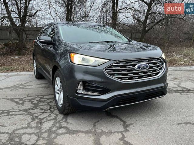 Серый Форд Эдж, объемом двигателя 2 л и пробегом 221 тыс. км за 17000 $, фото 1 на Automoto.ua