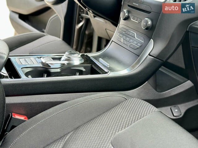 Сірий Форд Едж, об'ємом двигуна 2 л та пробігом 48 тис. км за 29999 $, фото 44 на Automoto.ua