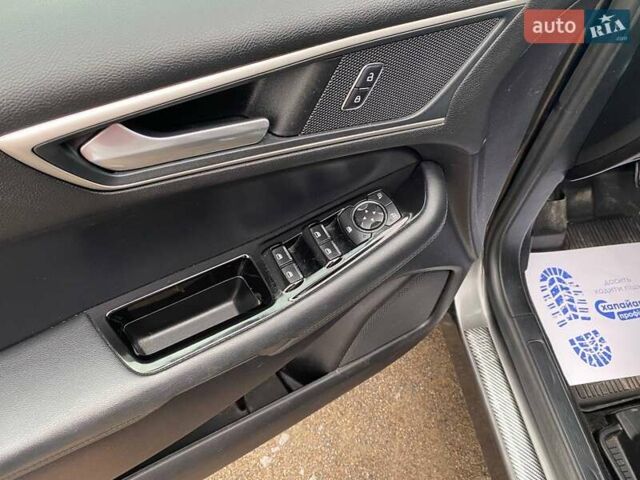 Серый Форд Эдж, объемом двигателя 2 л и пробегом 79 тыс. км за 23500 $, фото 8 на Automoto.ua