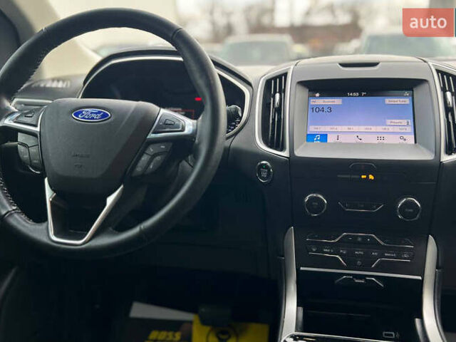 Сірий Форд Едж, об'ємом двигуна 2 л та пробігом 122 тис. км за 17900 $, фото 20 на Automoto.ua