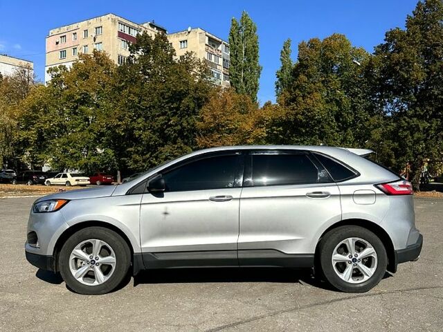 Сірий Форд Едж, об'ємом двигуна 2 л та пробігом 68 тис. км за 17900 $, фото 2 на Automoto.ua