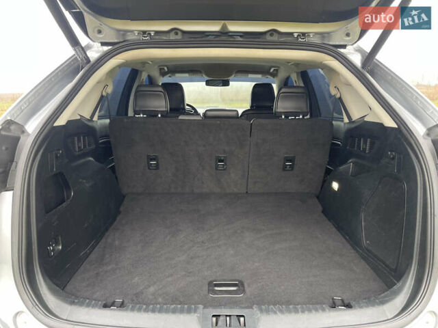 Серый Форд Эдж, объемом двигателя 2 л и пробегом 28 тыс. км за 19300 $, фото 19 на Automoto.ua