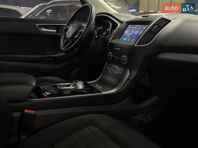 Сірий Форд Едж, об'ємом двигуна 2 л та пробігом 65 тис. км за 17499 $, фото 20 на Automoto.ua