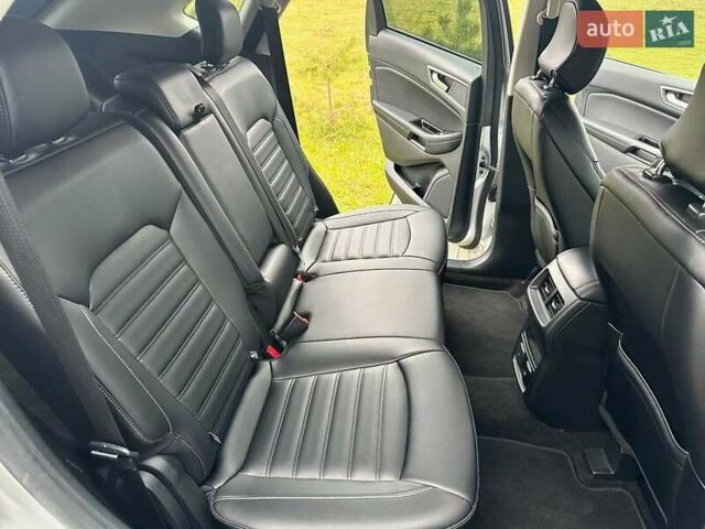 Серый Форд Эдж, объемом двигателя 2 л и пробегом 126 тыс. км за 16800 $, фото 9 на Automoto.ua