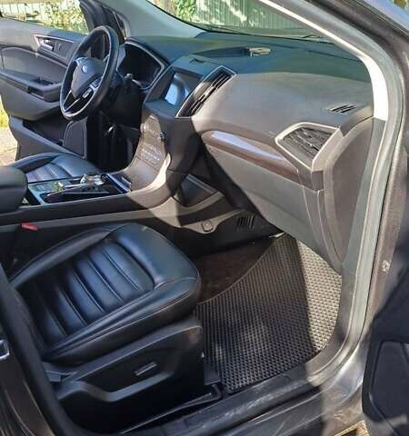 Сірий Форд Едж, об'ємом двигуна 2 л та пробігом 155 тис. км за 18999 $, фото 6 на Automoto.ua