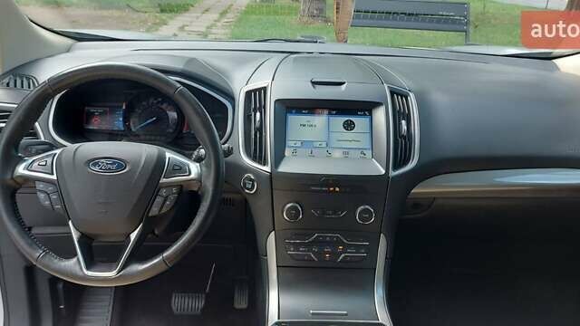 Серый Форд Эдж, объемом двигателя 2 л и пробегом 115 тыс. км за 17500 $, фото 10 на Automoto.ua