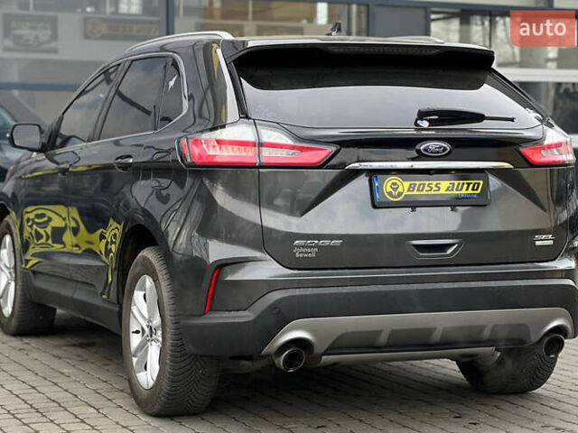 Сірий Форд Едж, об'ємом двигуна 2 л та пробігом 122 тис. км за 17900 $, фото 3 на Automoto.ua
