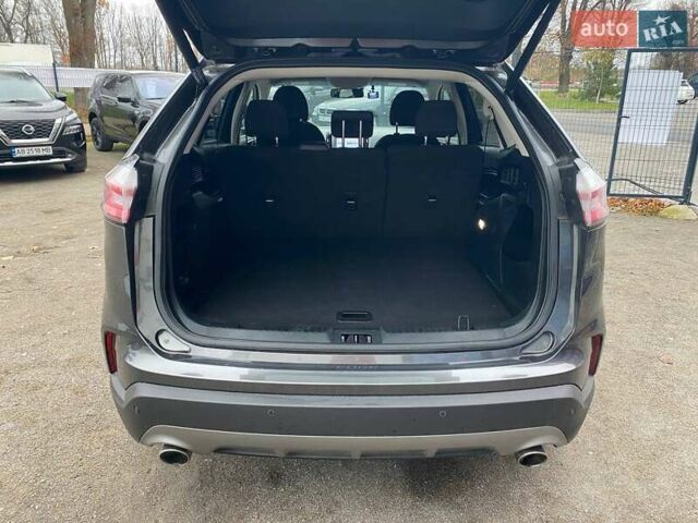 Серый Форд Эдж, объемом двигателя 2 л и пробегом 79 тыс. км за 23500 $, фото 17 на Automoto.ua