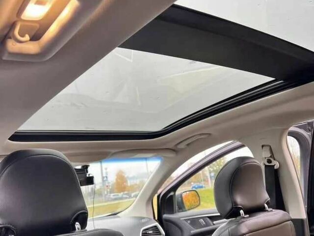 Серый Форд Эдж, объемом двигателя 2 л и пробегом 110 тыс. км за 10000 $, фото 12 на Automoto.ua